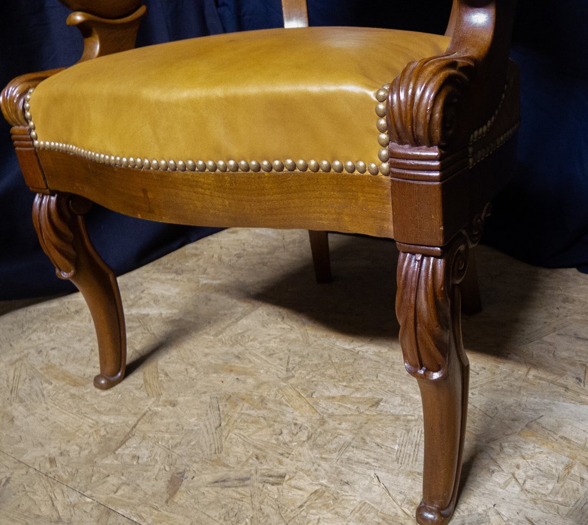 Fauteuil de bureau  Louis Philippe en acajou-photo-5