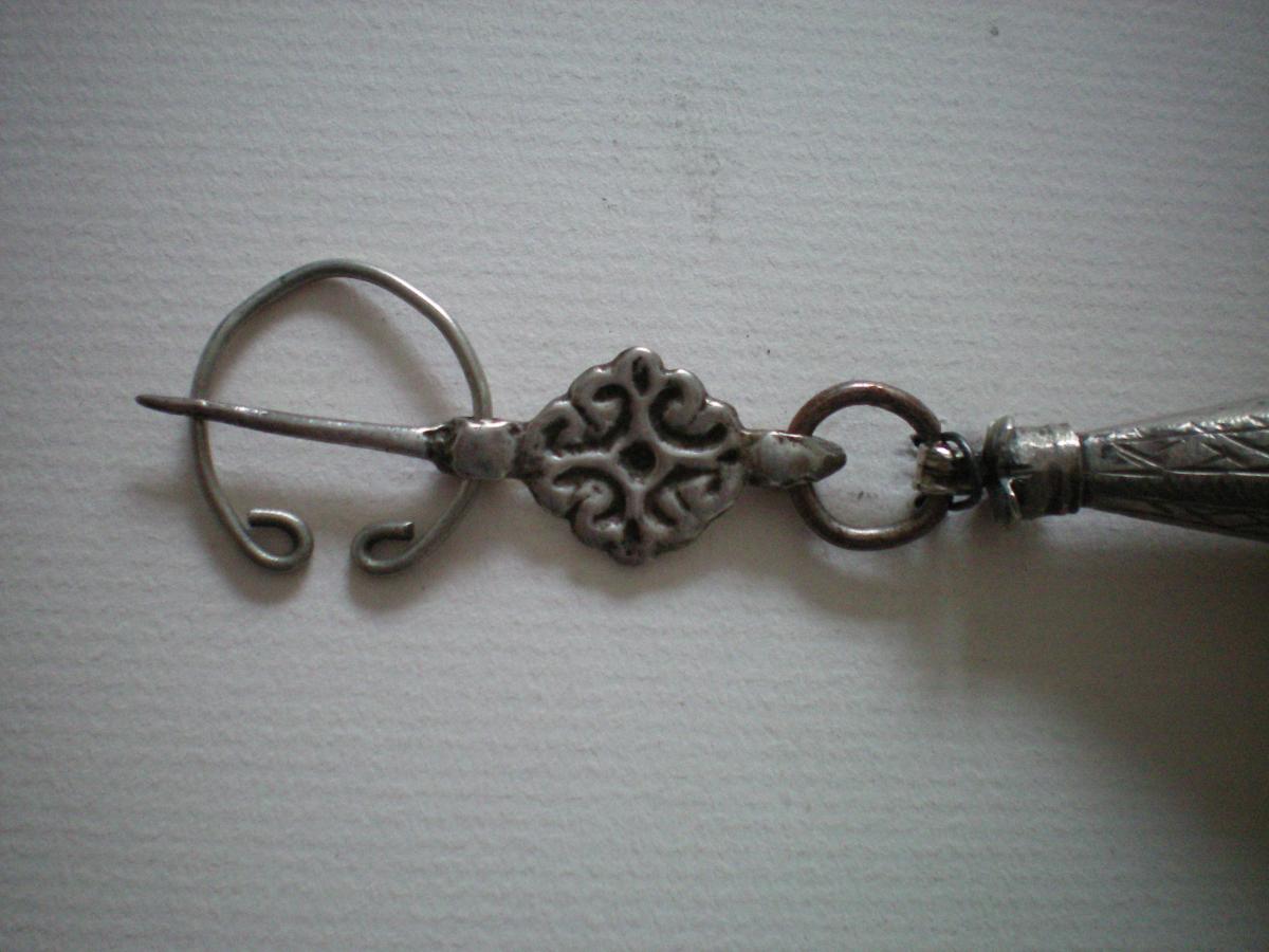 Silver Brooch And Hard Stones-photo-4