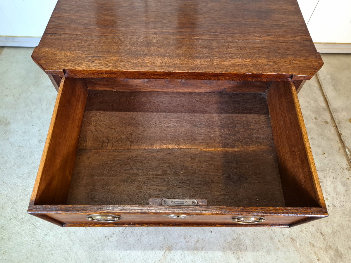Commode à deux tiroirs (petit modèle), époque Louis XVI hollandais, vers 1780-1800.-photo-3