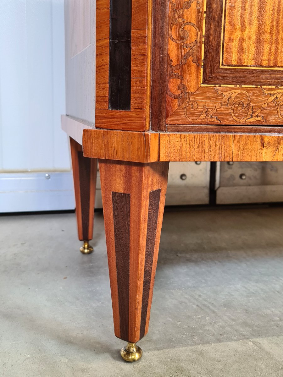 A Fully Original Sideboard Of Small Proportions Dutch Louis XVI Period, Circa 1790–1800-photo-4
