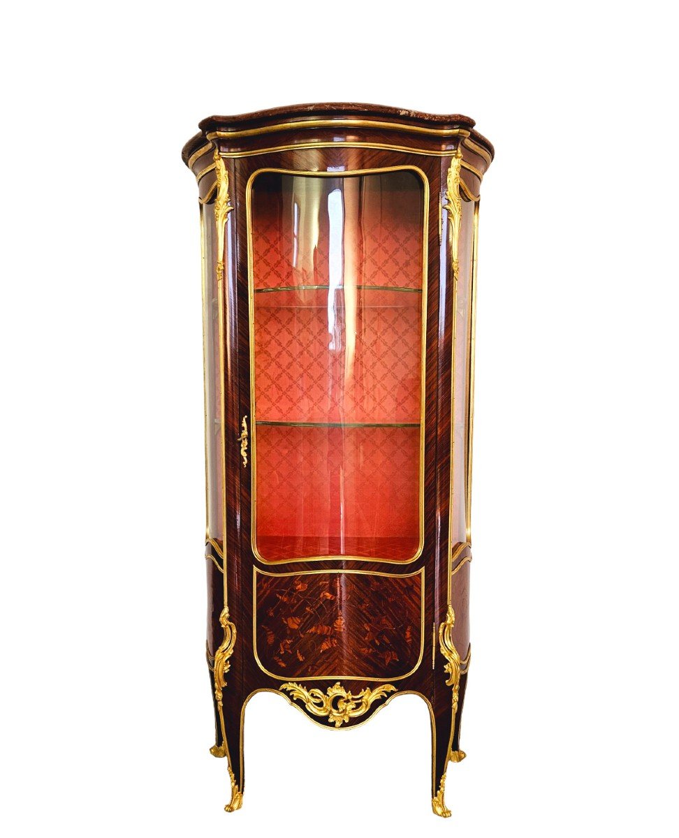 St Louis XV Curved Showcase In Marquetry And Gilt Bronze