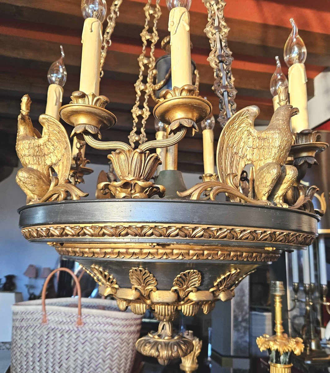 Lustre St Empire "aux aigles" En Tôle Et Bronze Doré à 8 lumières-photo-3