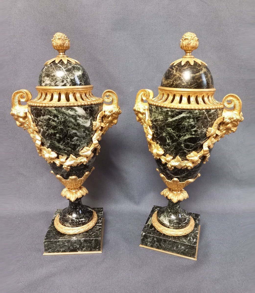 Pair Of Covered Cassolettes In Marble And Gilt Bronze 19th Century