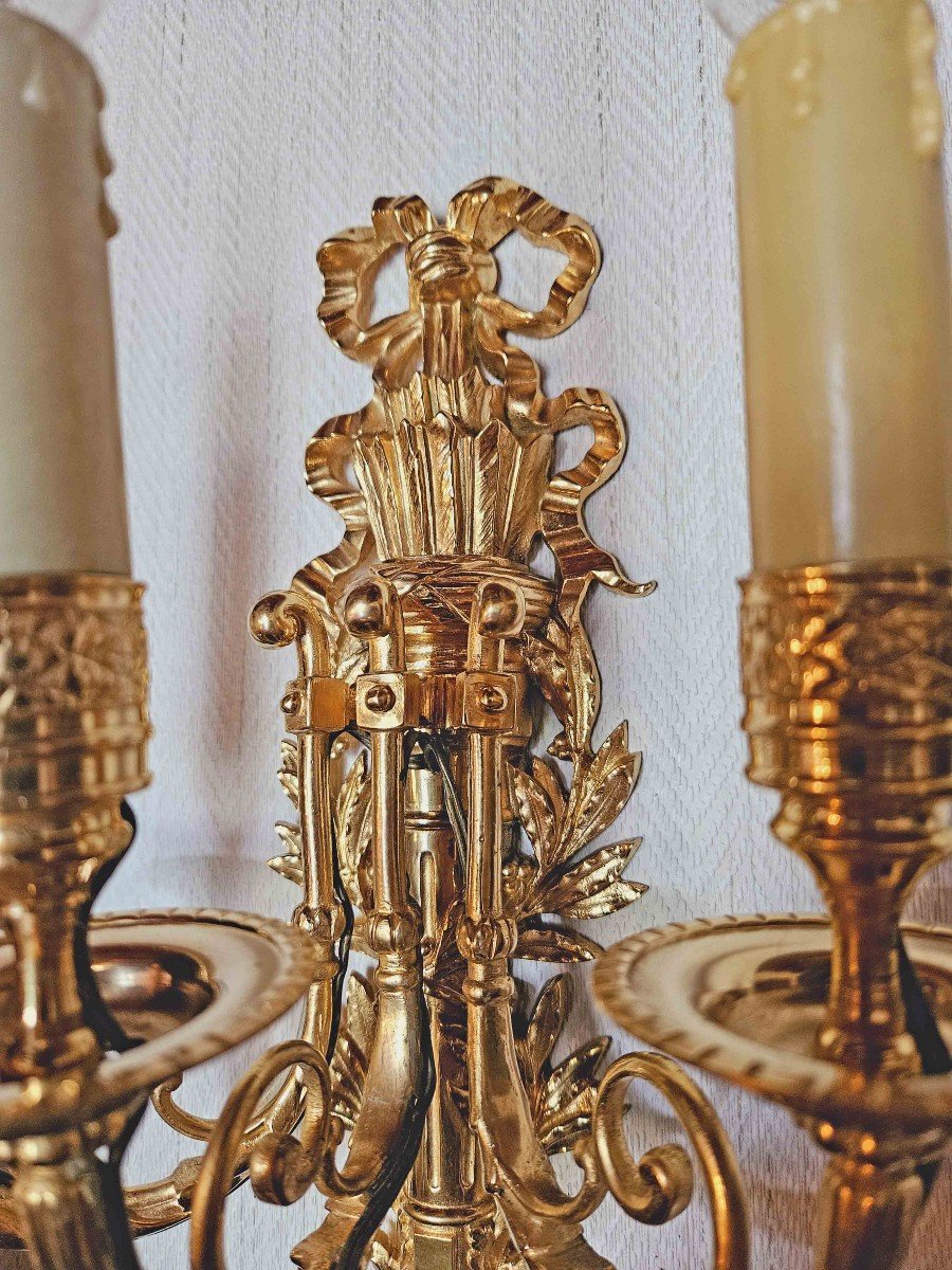 Pair Of St Louis XVI Gilded Bronze “aux Quiver” Sconces-photo-2