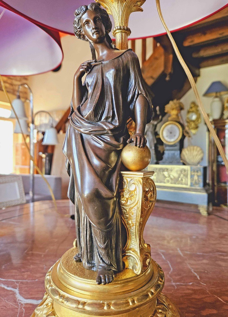 Henri Picard Paire De Lampes "aux Vestales" Bronze Doré Et Patiné Signées-photo-4