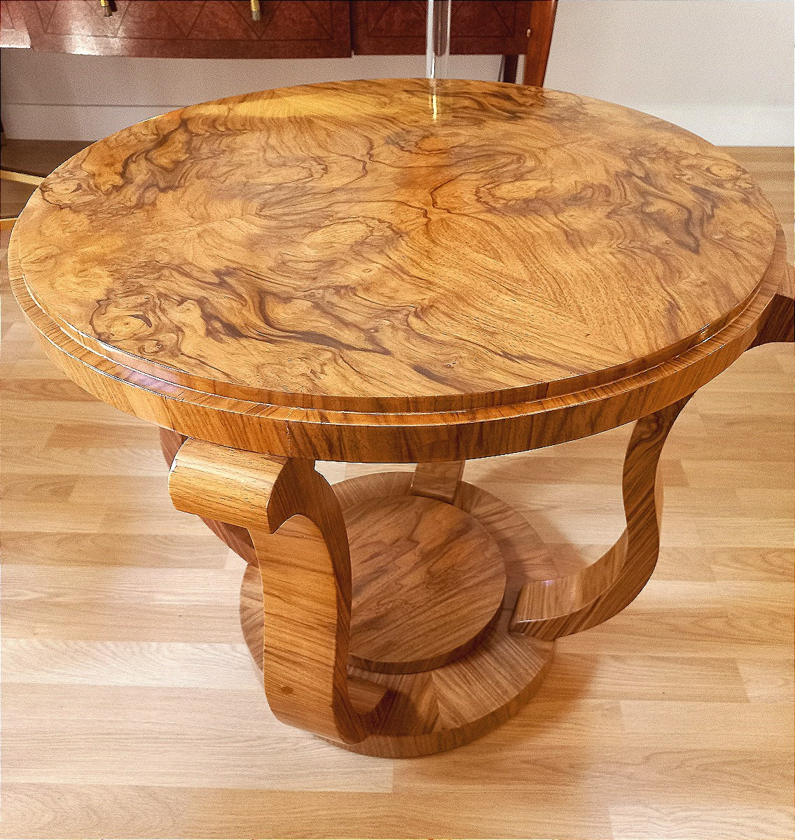 Art Deco Pedestal Table In Burr Walnut-photo-3