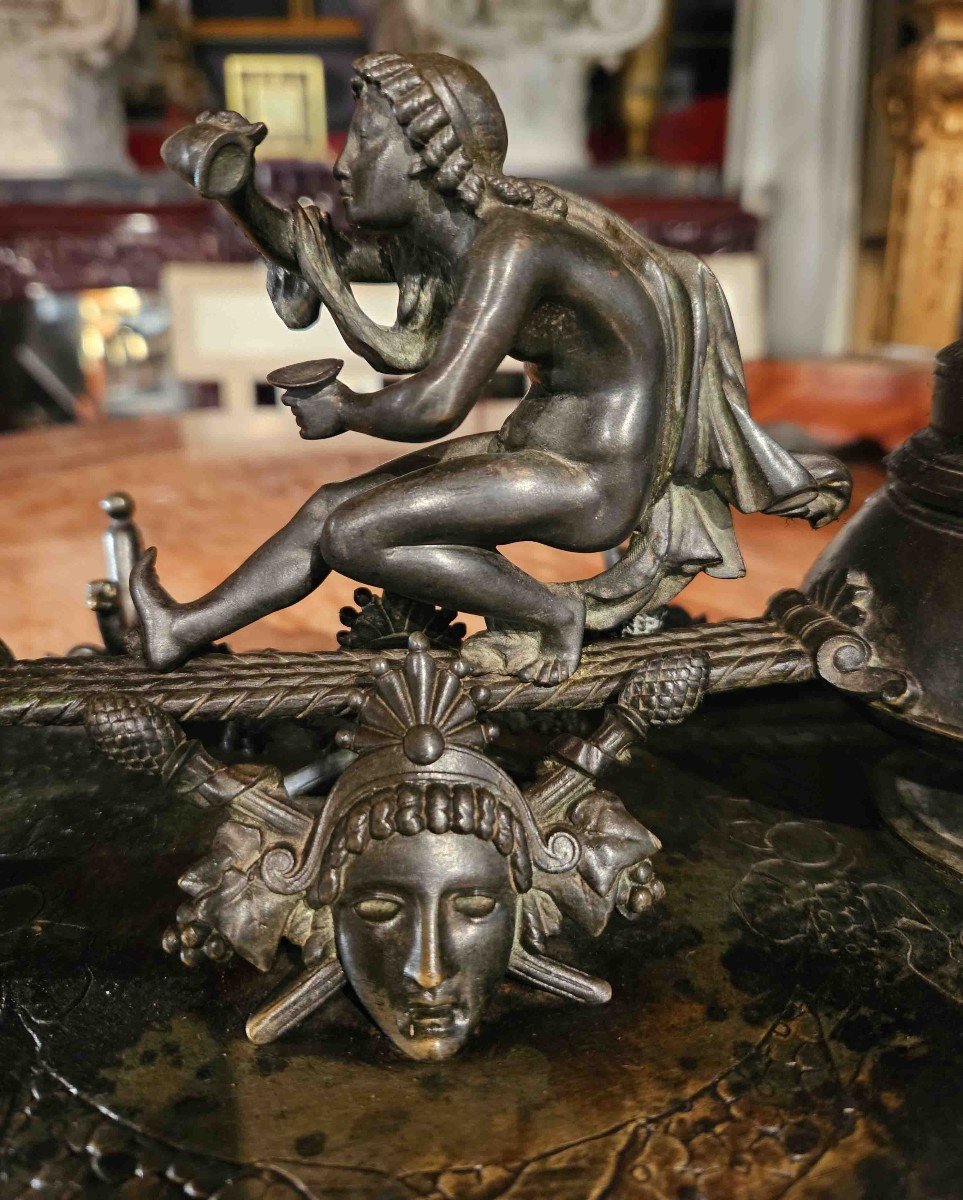 Henri Picard A Large Etruscan Style Writing Desk In Patinated Bronze-photo-2