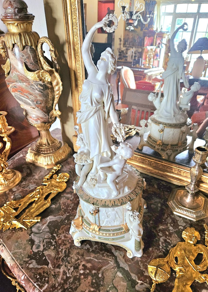 "Victoire" Groupe en biscuit de porcelaine XIXÈME -photo-4