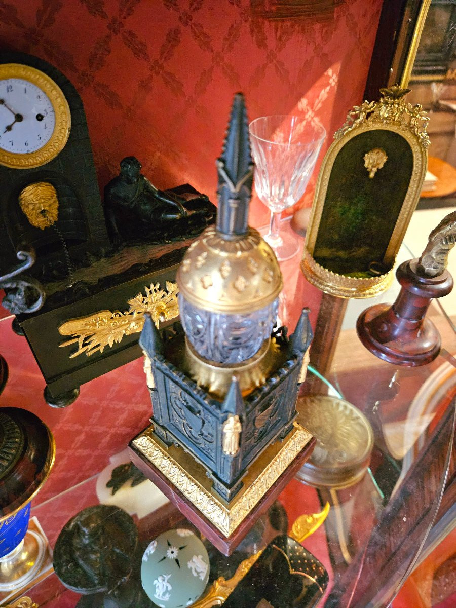 Inkwell Forming A Bell In The Cathedral Style Circa 1820-photo-3