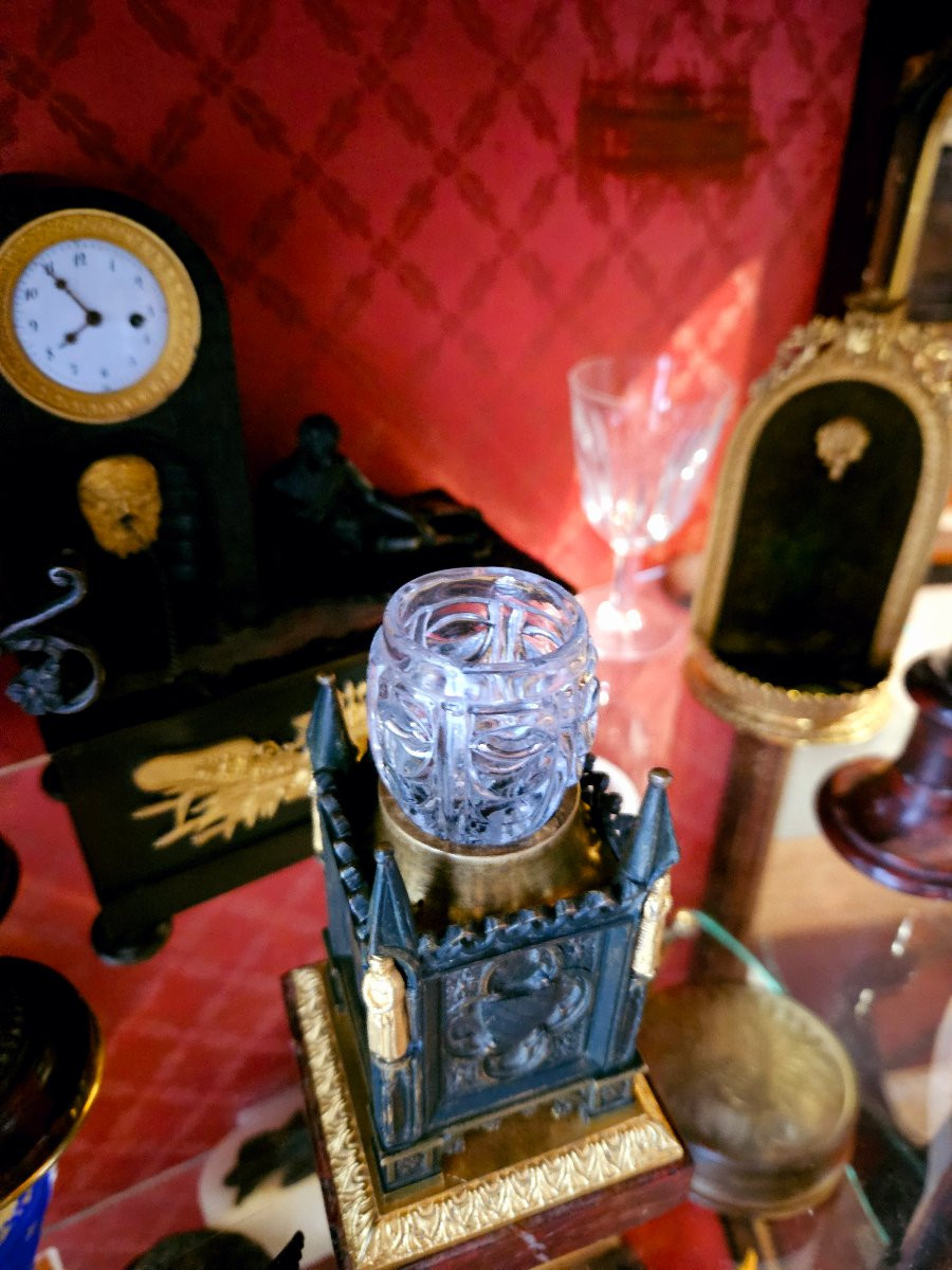 Inkwell Forming A Bell In The Cathedral Style Circa 1820-photo-2