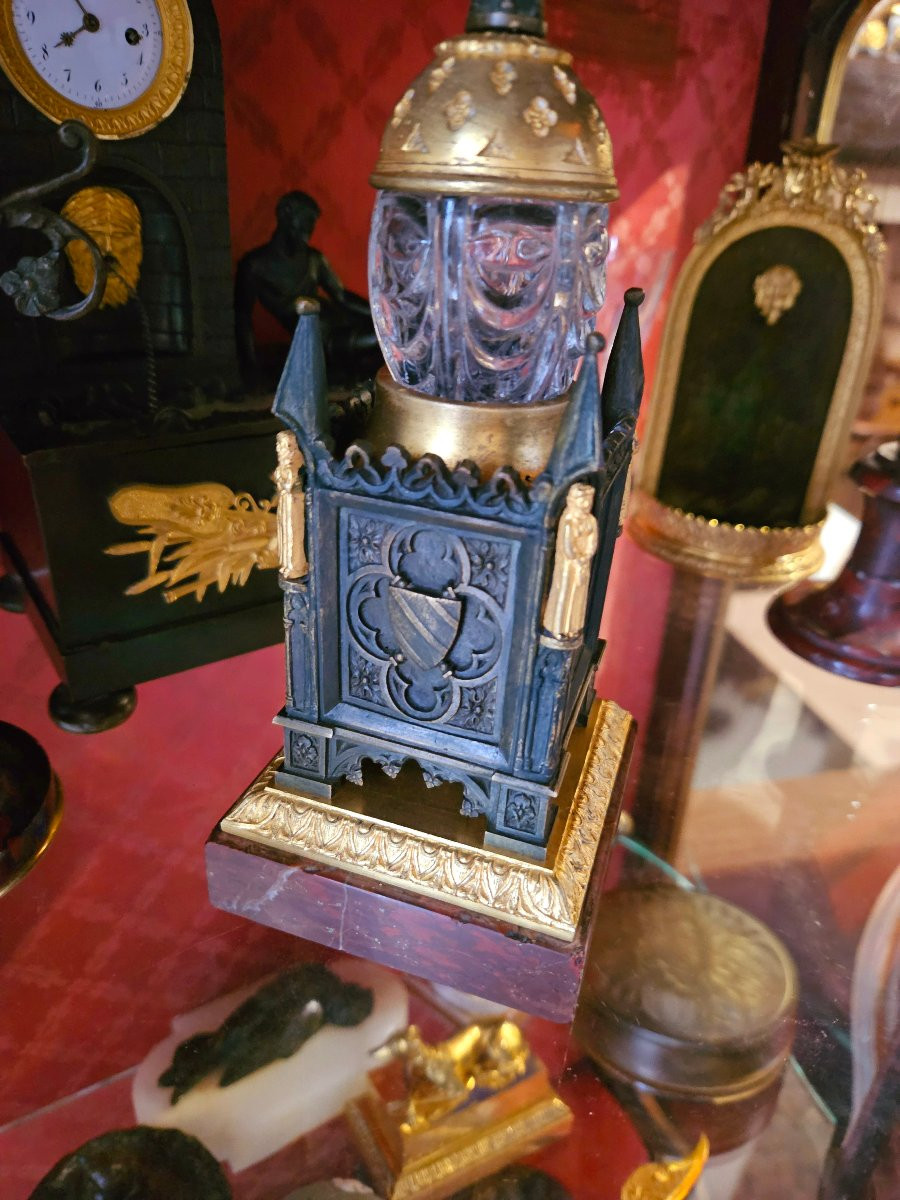 Inkwell Forming A Bell In The Cathedral Style Circa 1820-photo-4
