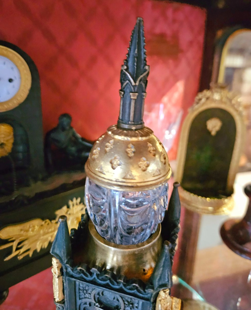 Inkwell Forming A Bell In The Cathedral Style Circa 1820-photo-6