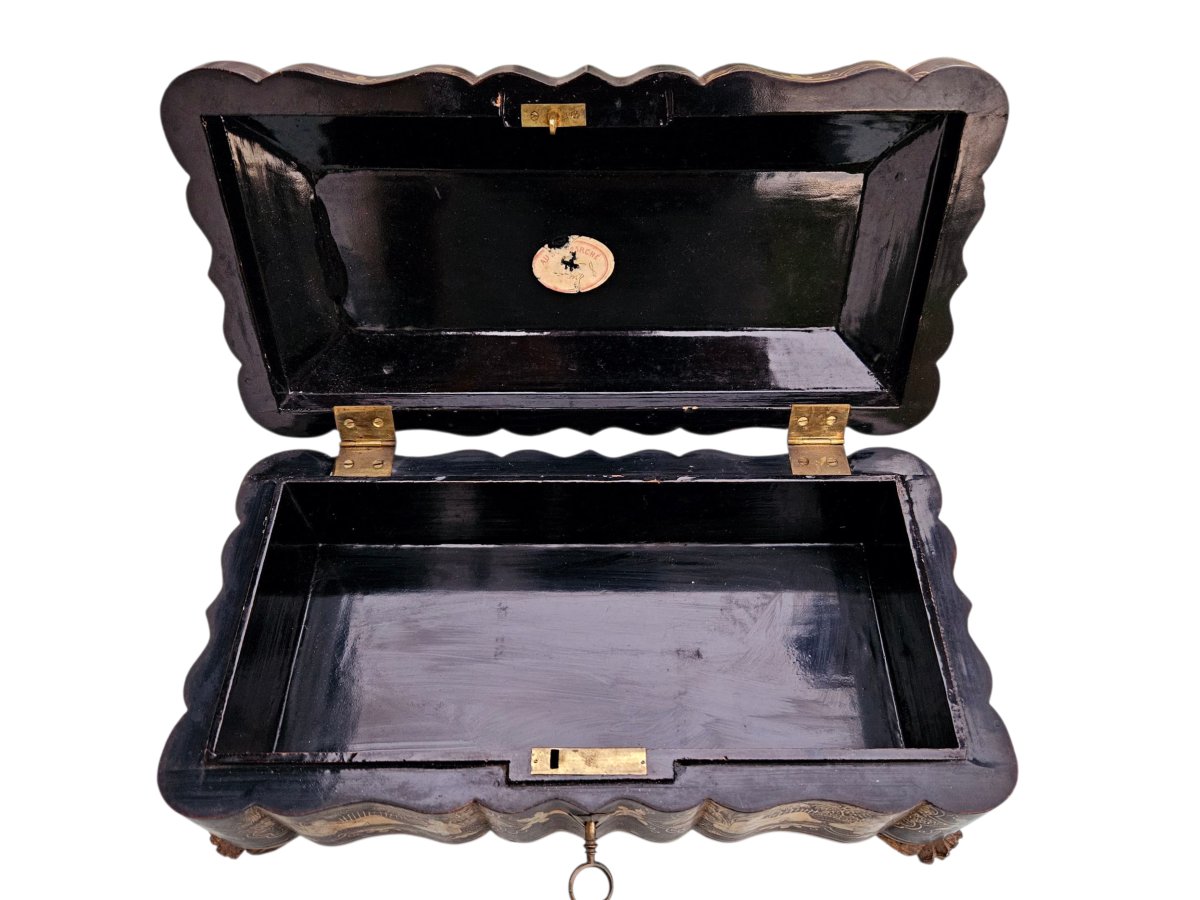 19th Century Canton Lacquer Box -photo-1