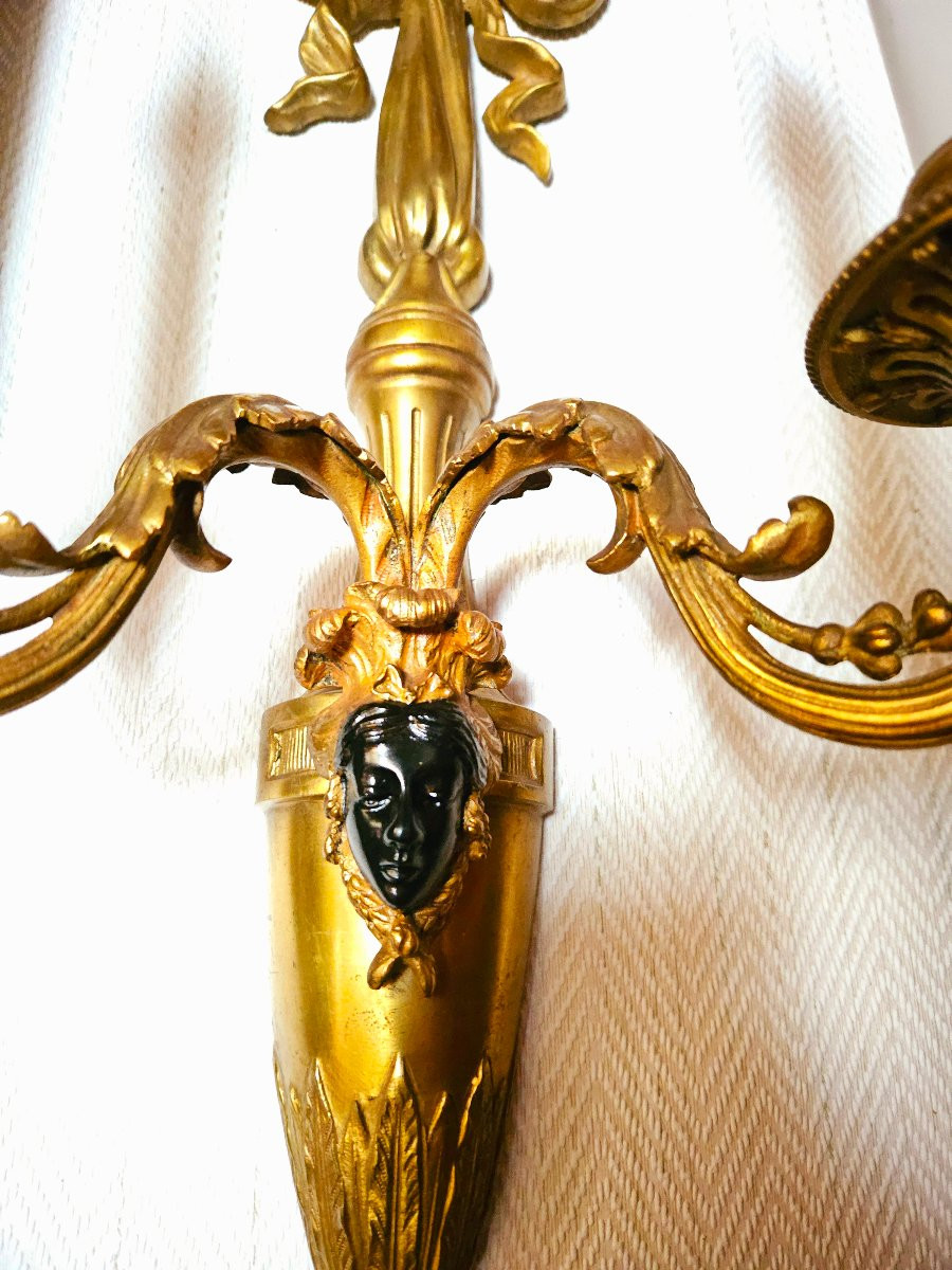 Large Gilded Bronze Wall Lights "aux Indiennes" St Louis XVI -photo-1