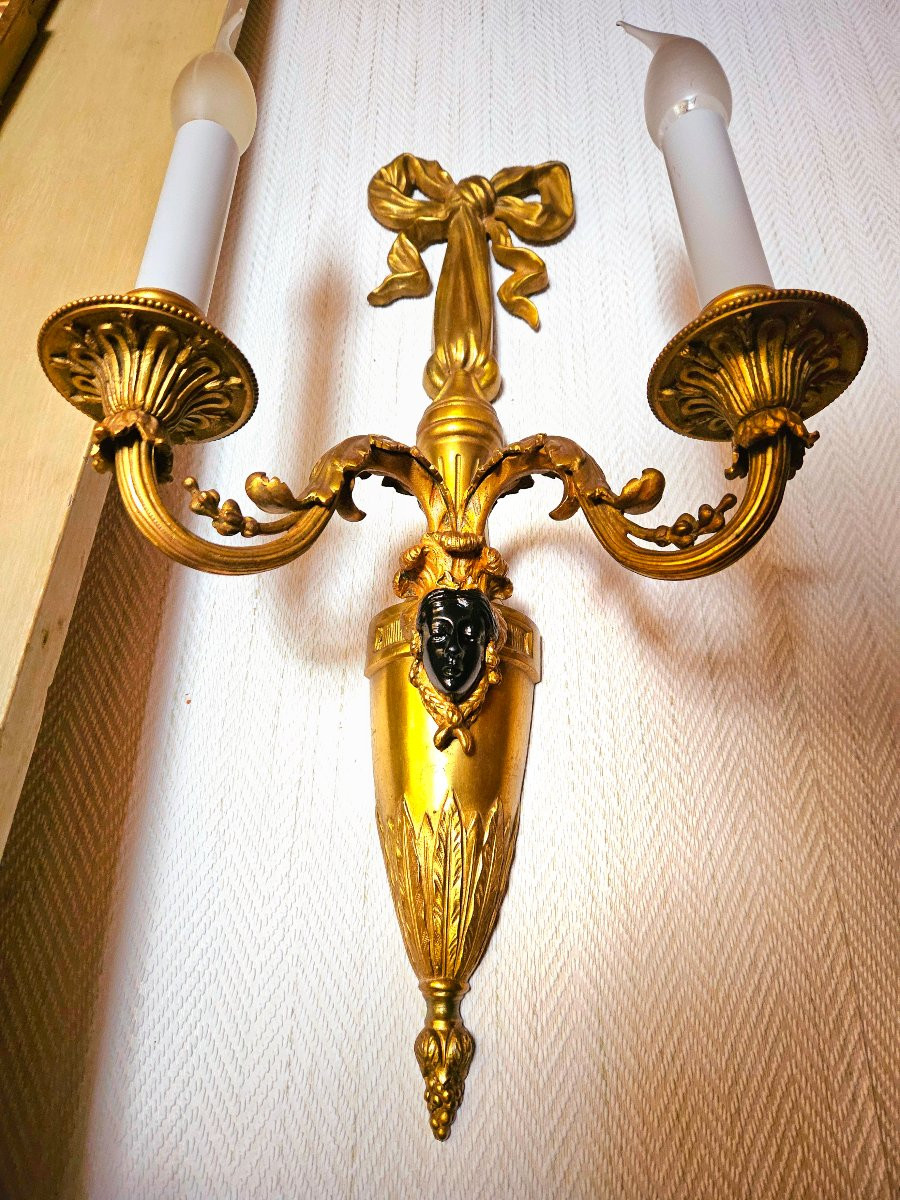 Large Gilded Bronze Wall Lights "aux Indiennes" St Louis XVI -photo-3