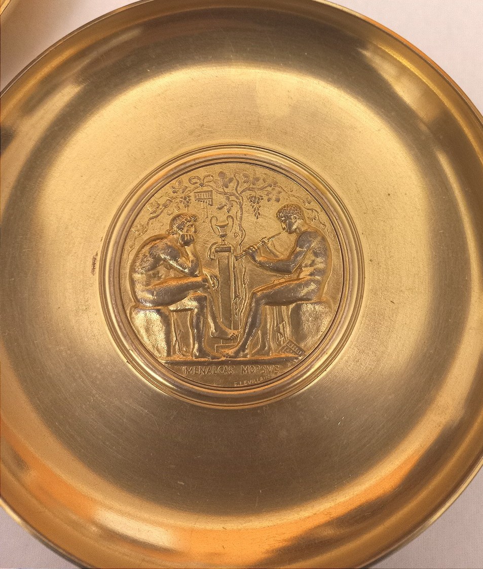 Paire de coupes F Levillain Barbedienne bronze doré Ménélas & Alonysos-photo-2