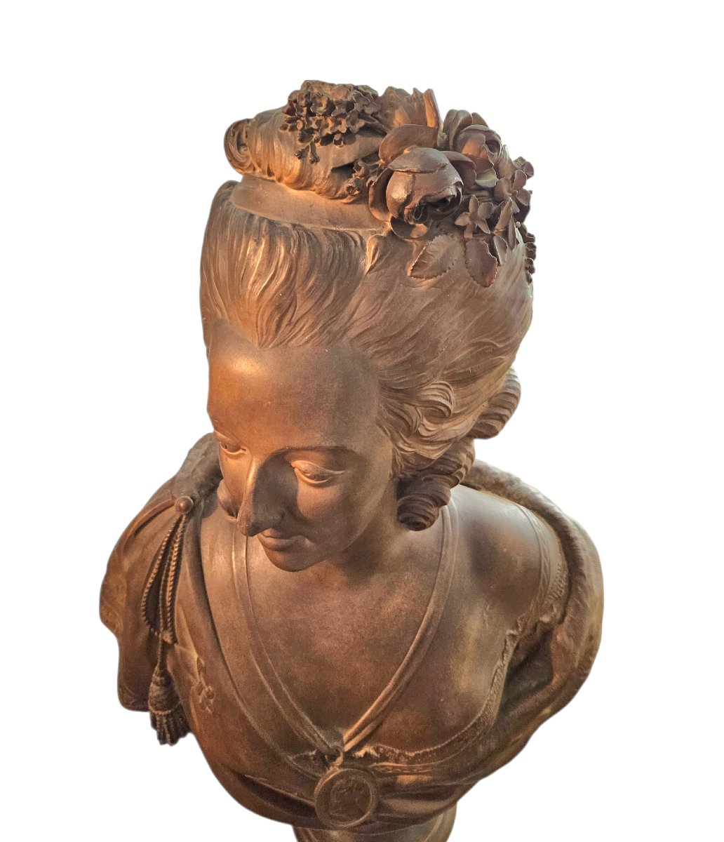 Important buste de Marie-Antoinette sur colonne Ht 207 cm-photo-1