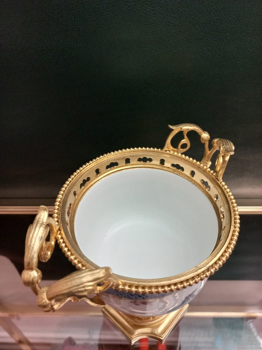 Meissen Porcelain Potpourri Jar With A Gilt Bronze Mount, 19th Century -photo-8