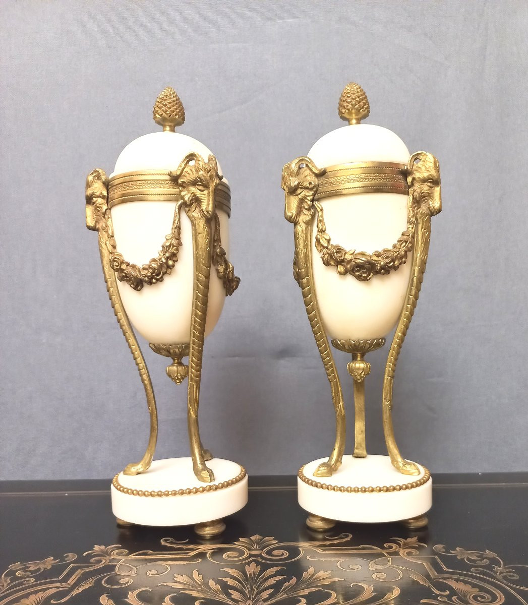 Pair Of Bronze And Marble Cassolettes -photo-6