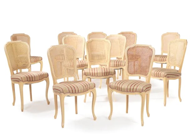12 CHAISES DE SALLE À MANGER en bois laqué