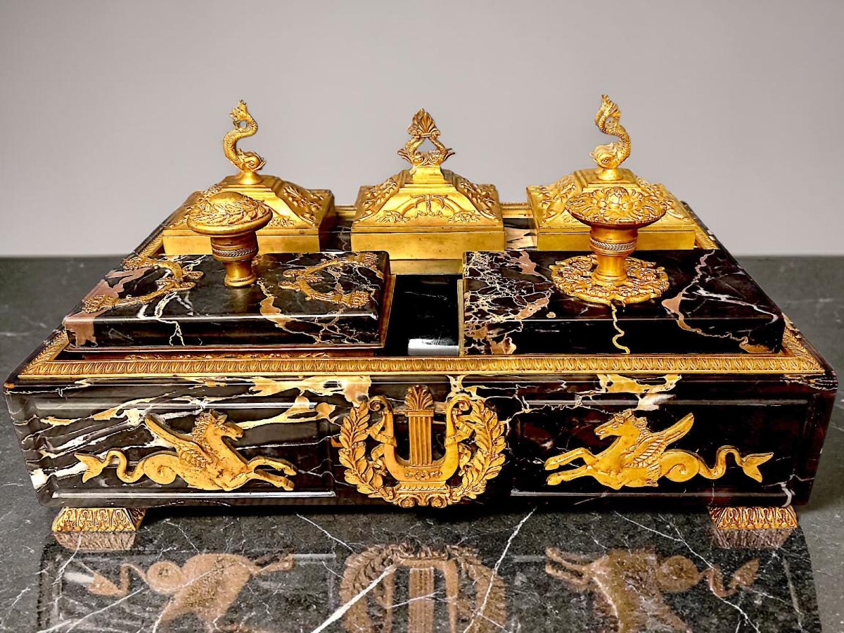 Nécessaire de bureau st Empire en marbre noir et bronze doré
