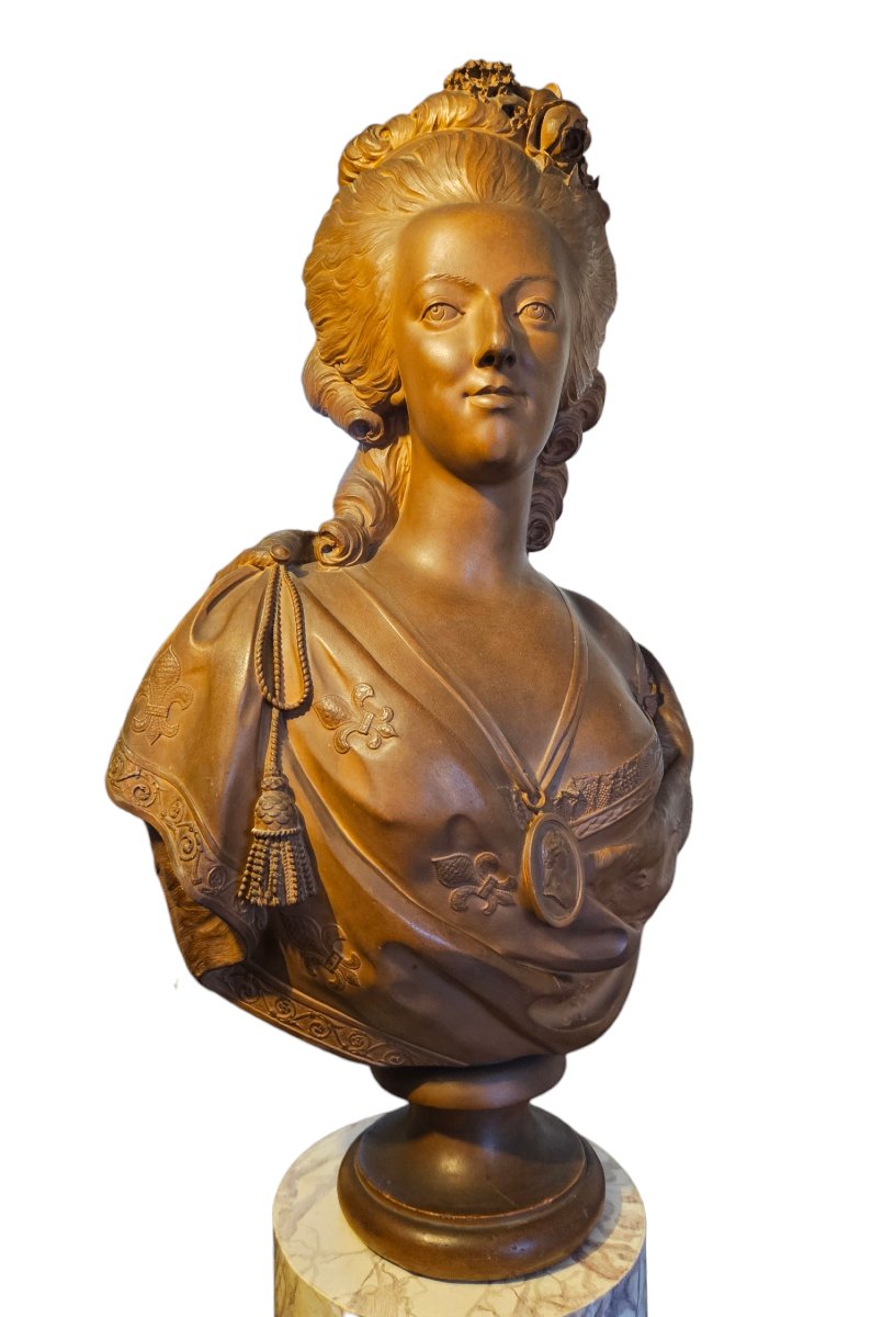 Large Bust Of Marie-antoinette On Column Ht 207 Cm-photo-4