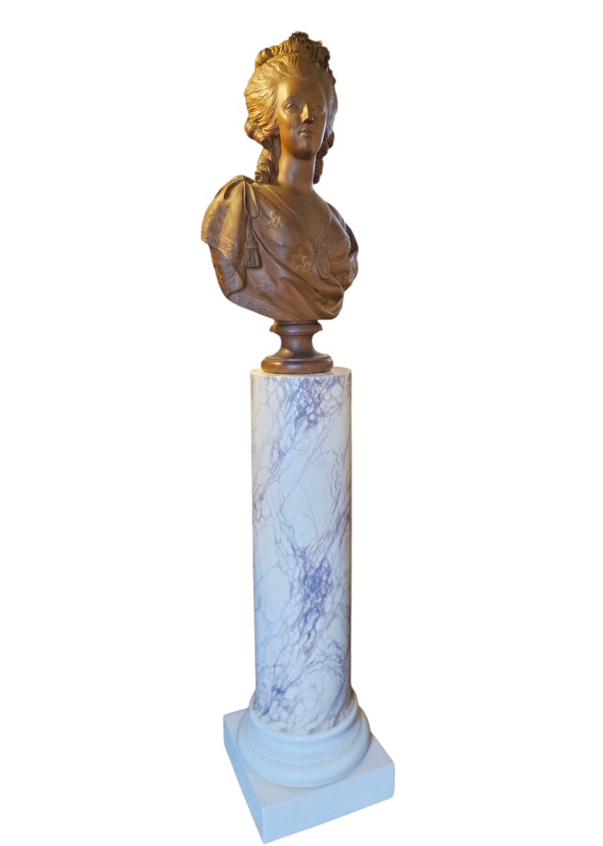 Large Bust Of Marie-antoinette On Column Ht 207 Cm-photo-4