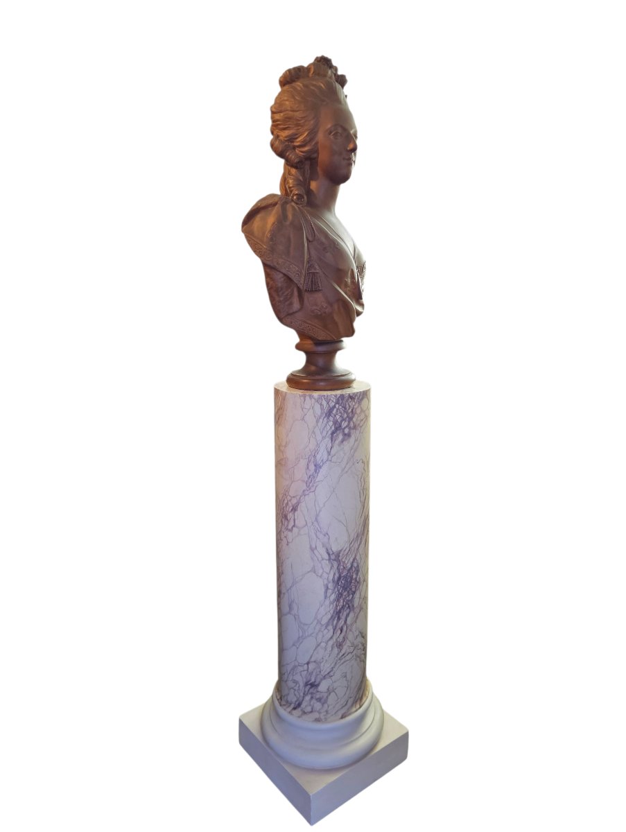 Large Bust Of Marie-antoinette On Column Ht 207 Cm-photo-5