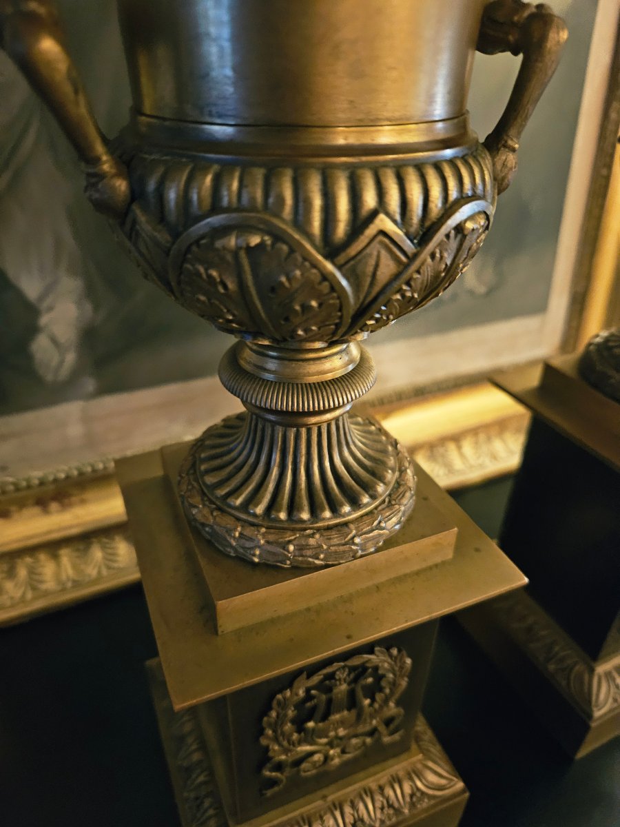Pair Of Medici Vases In Patinated Bronze Circa 1820 Ht 35 Cm-photo-6
