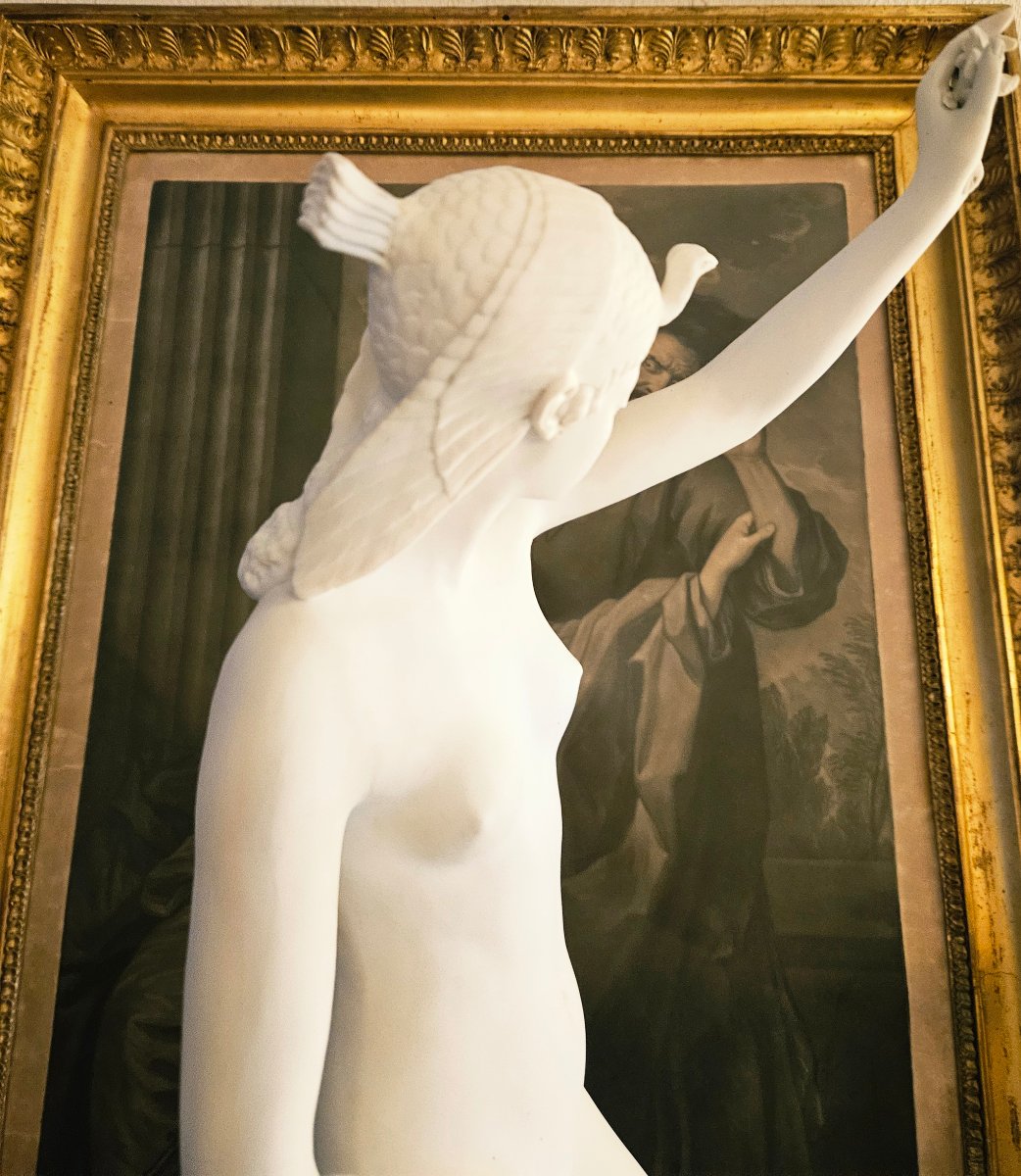 J. FRANCESCHI (1825-1893) "Isis" Grande sculpture en biscuit de porcelaine-photo-1