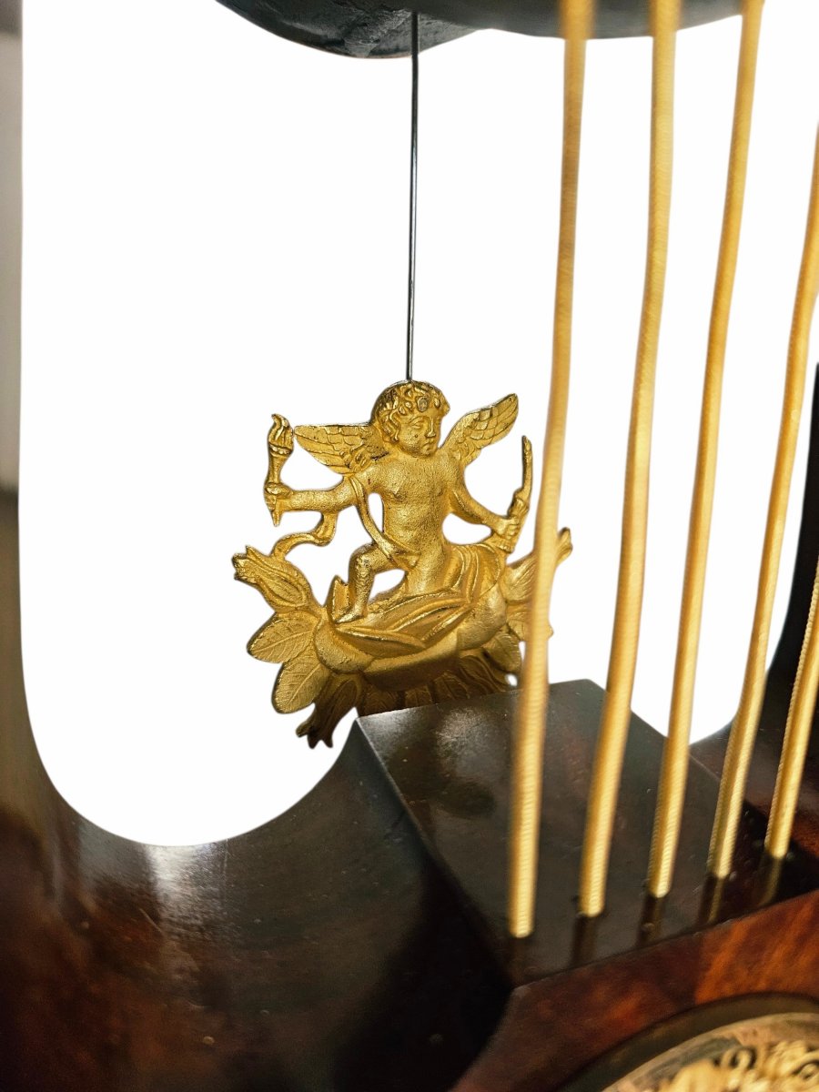 Pendule Lyre ep. Charles X en acajou et bronze doré-photo-2