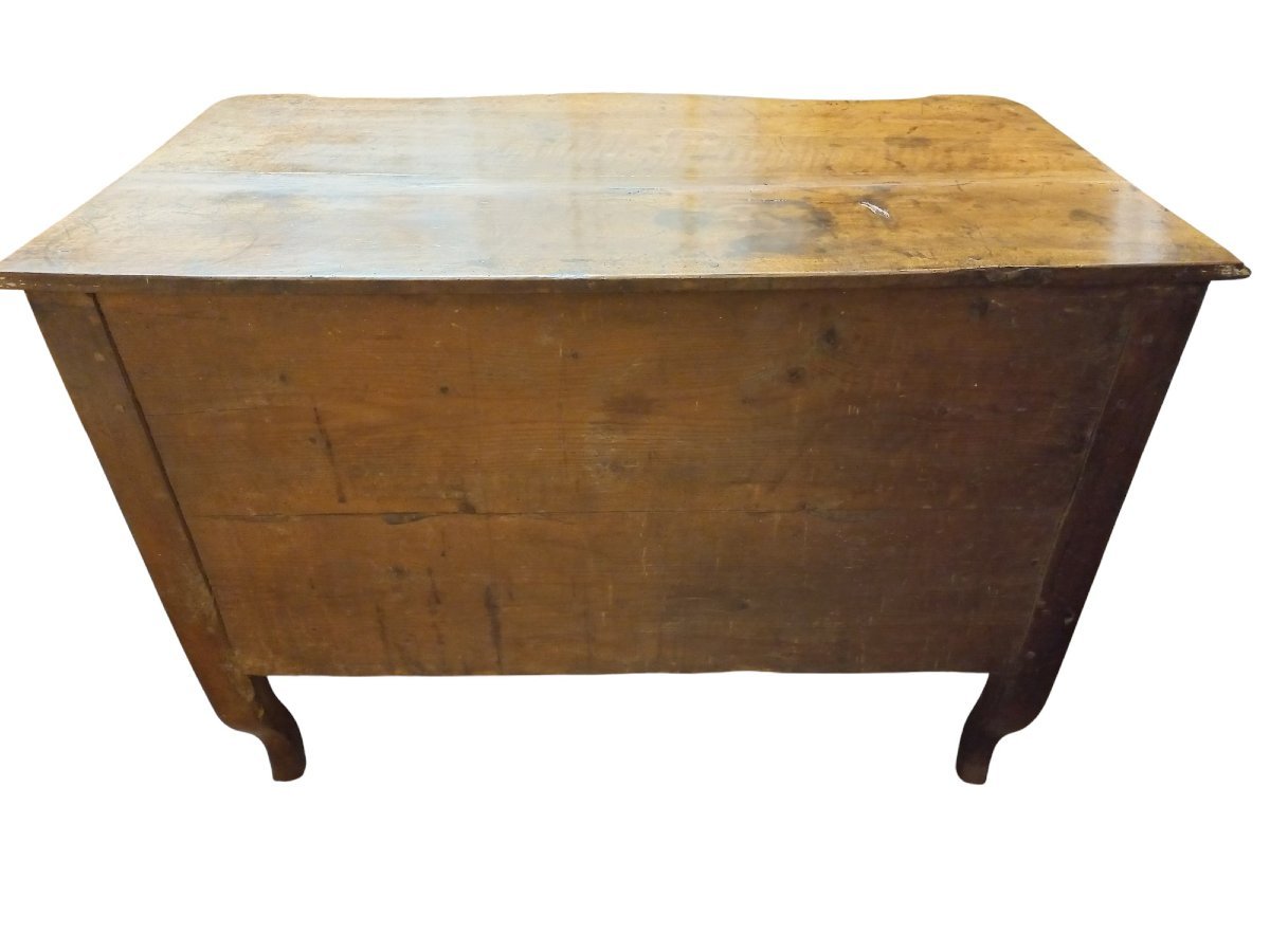 Commode galbée Louis XV en noyer XVIIIe siècle-photo-4