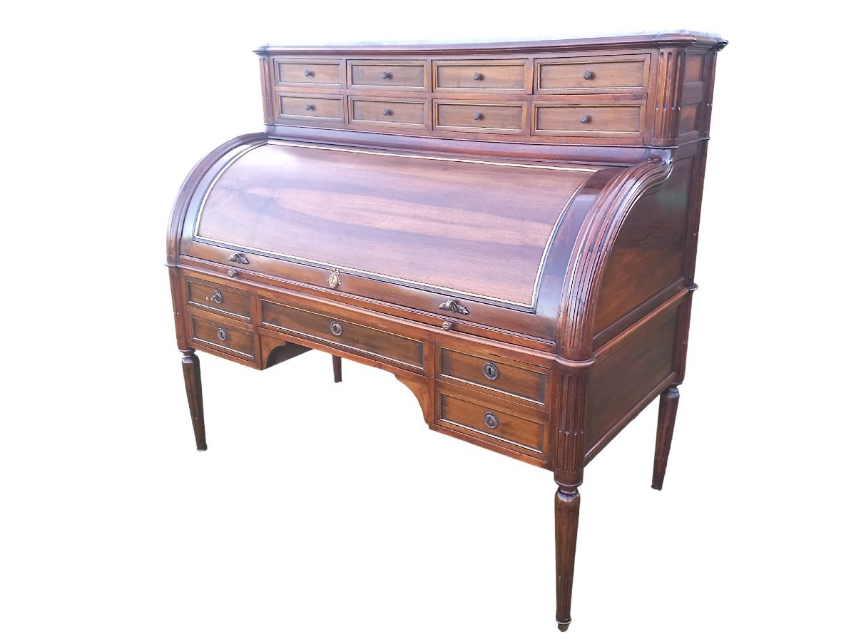 Louis XVI-style Walnut Cylinder Desk-photo-2