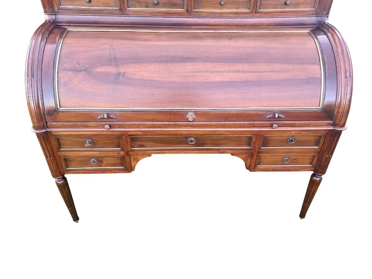 Louis XVI-style Walnut Cylinder Desk-photo-3