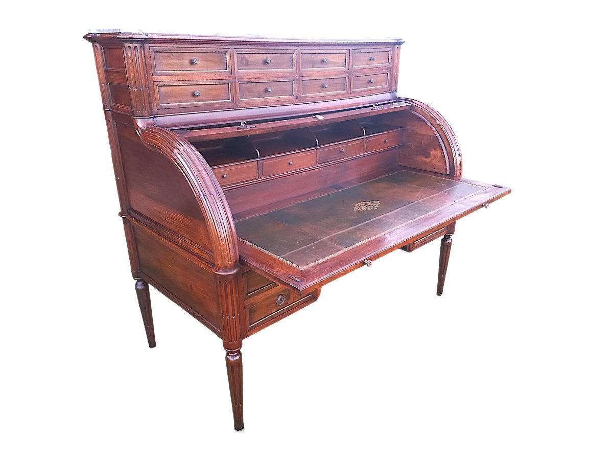 Louis XVI-style Walnut Cylinder Desk-photo-3