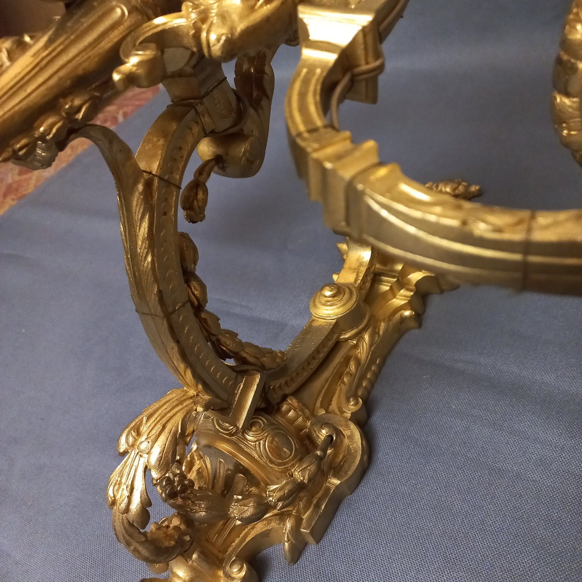 A Significant Pair Of Chiseled And Gilded Bronze Wall Sconces-photo-1