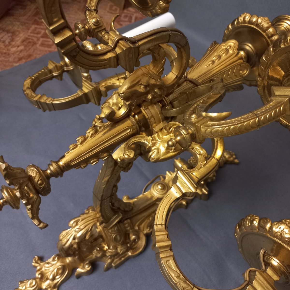A Significant Pair Of Chiseled And Gilded Bronze Wall Sconces-photo-5