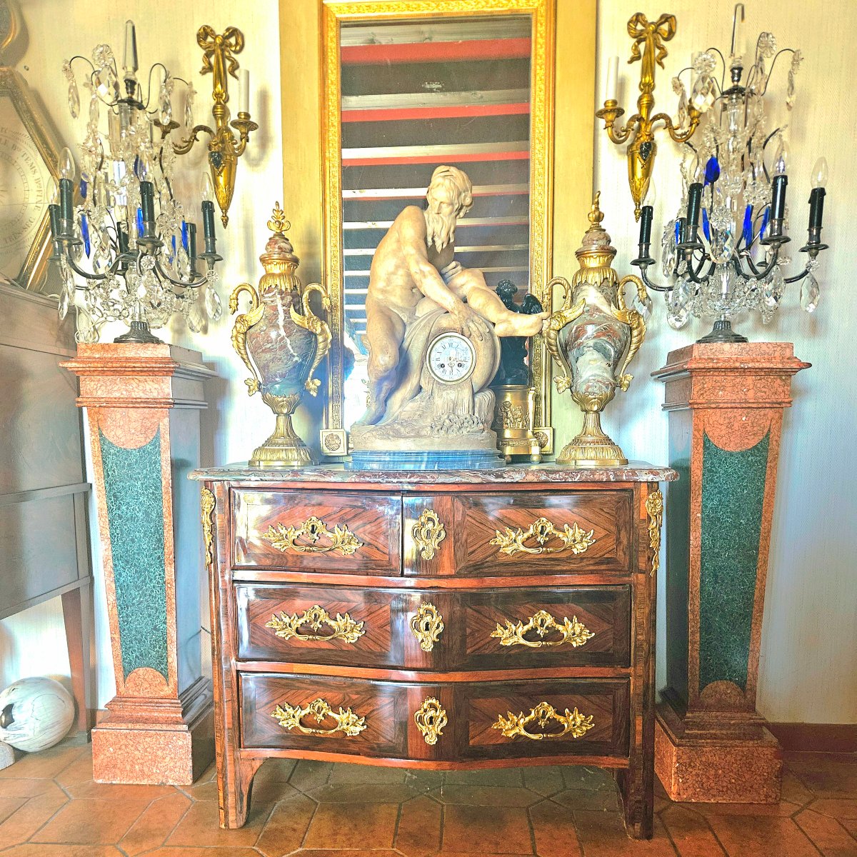 Paire de colonnes gaines en scagliola polychrome 