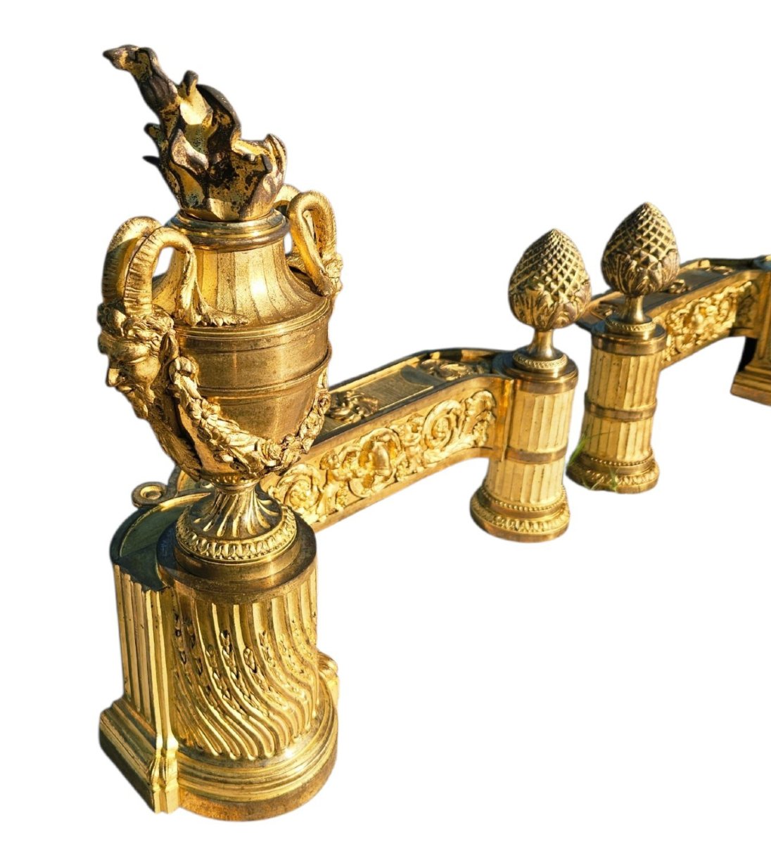 Paire de Grands Chenets "aux faunes" St Louis XVI  Bronze Doré - XIXe Siècle-photo-4
