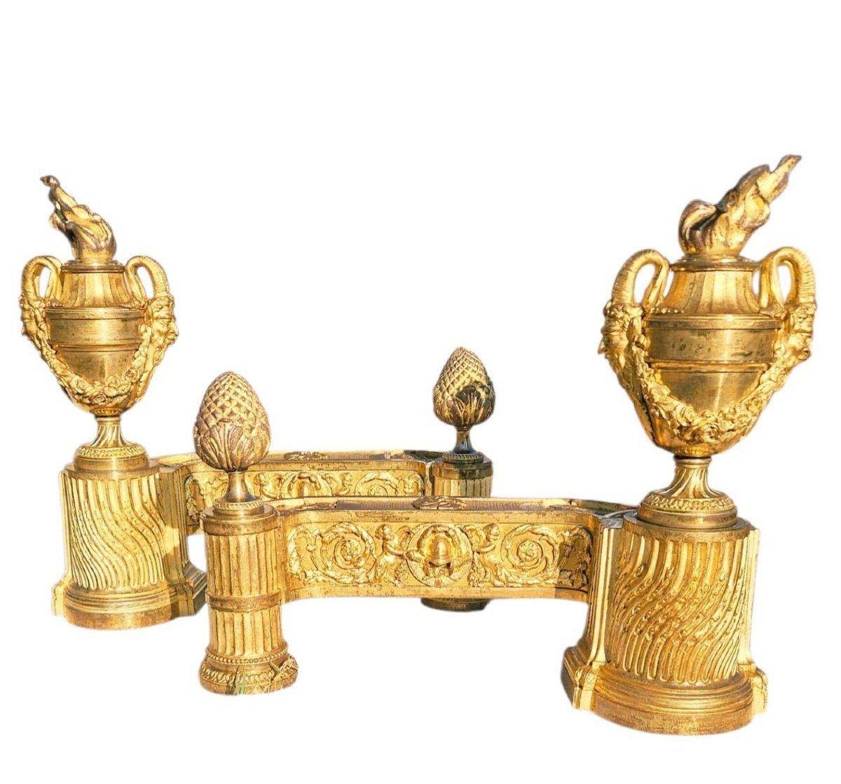 Paire de Grands Chenets "aux faunes" St Louis XVI  Bronze Doré - XIXe Siècle-photo-7