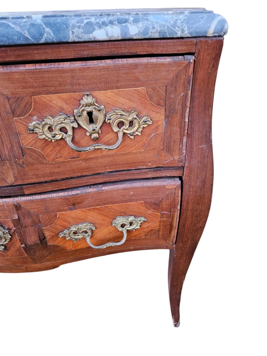 Commode sauteuse en marqueterie estampillée époque Louis XV-photo-5