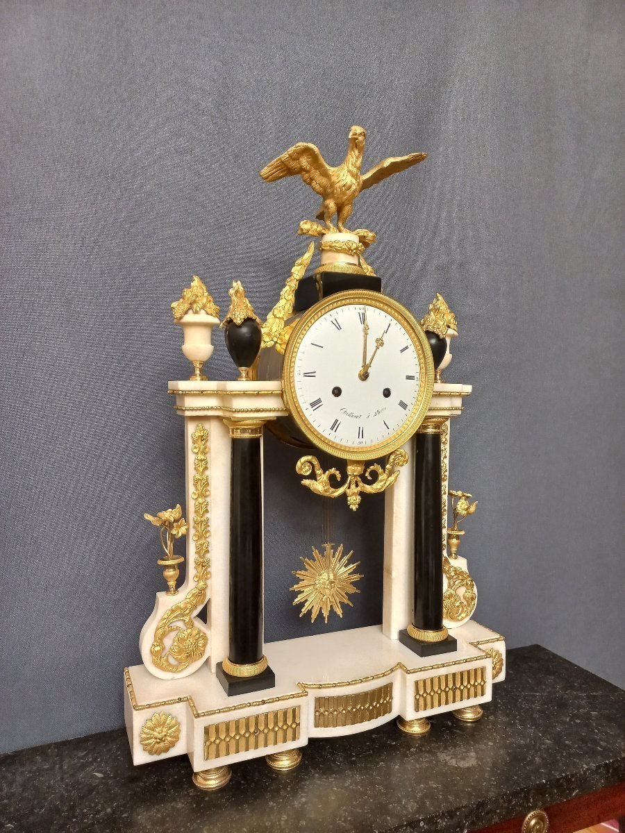Louis XVI-era Clock-photo-1