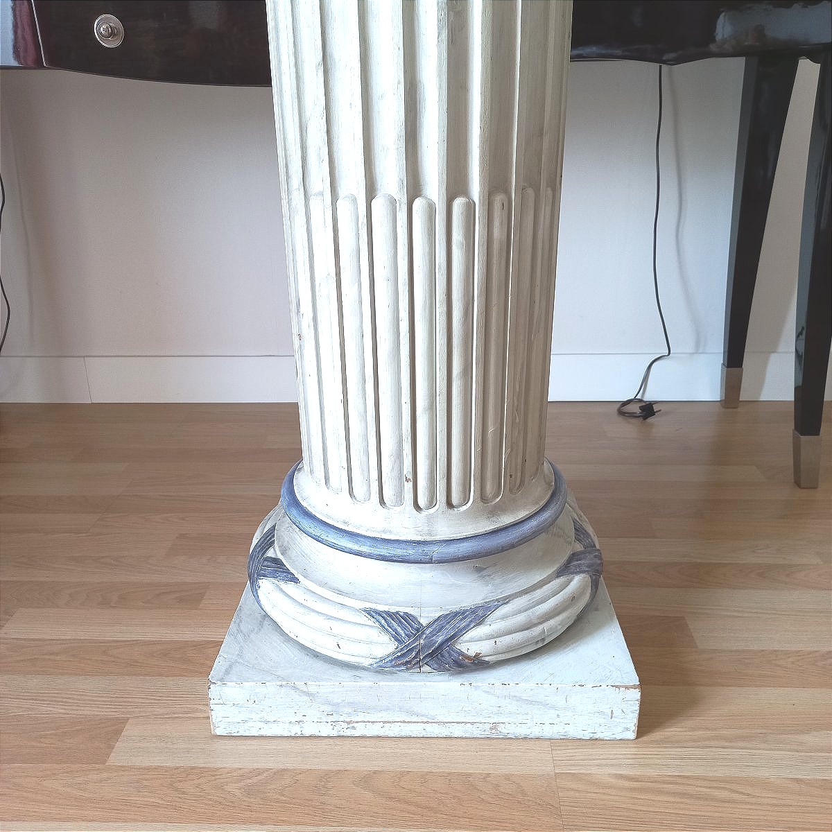 Crystal Staircase Paris With Large Column-photo-3