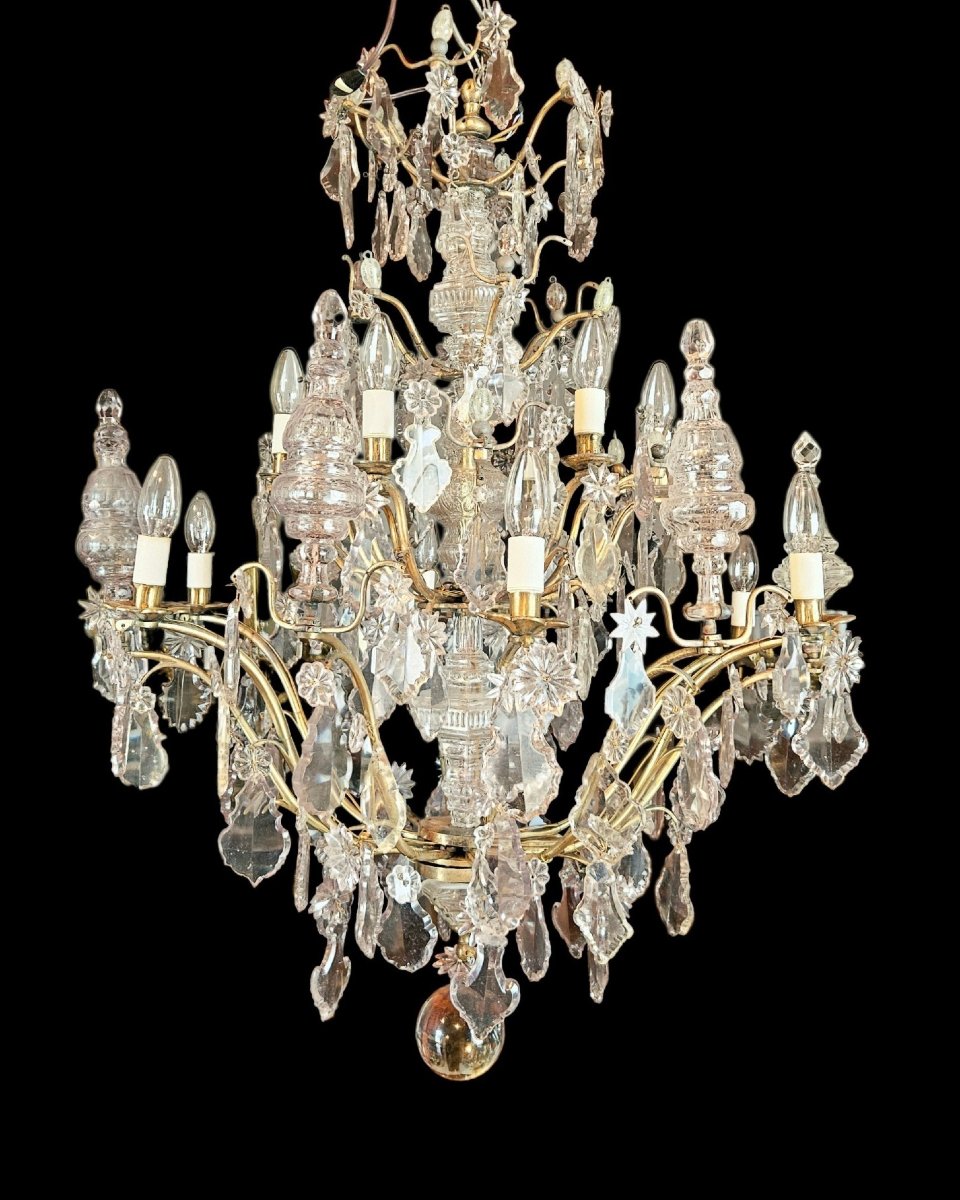 Important Lustre 12 bras de lumières bronze et cristal XVIIIe siècle