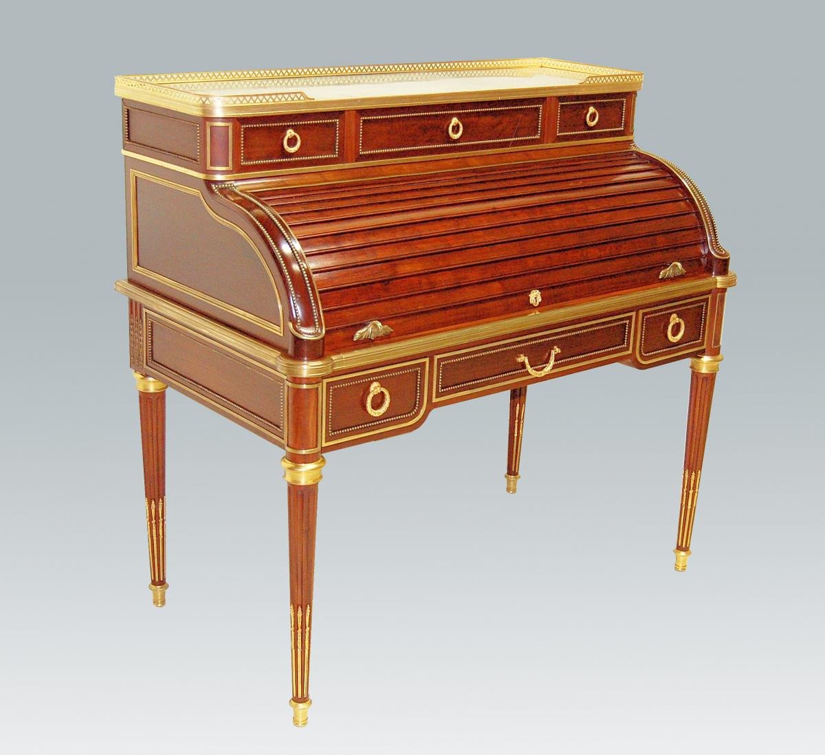 Louis XVI Cylinder Desk In Mahogany And Gilt Bronze-photo-7