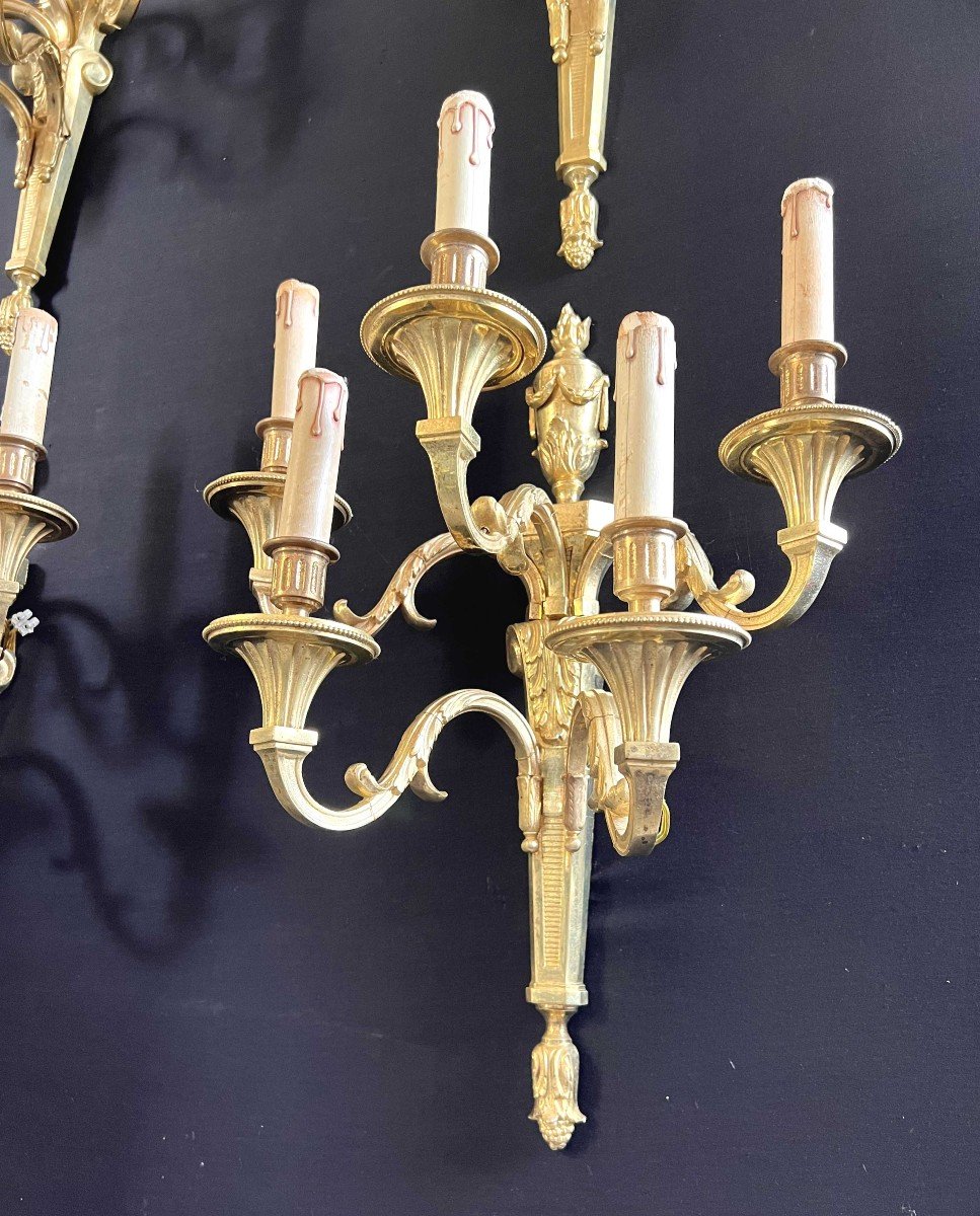  4 Grandes Appliques à 5 Lumières En Bronze Doré Par Lucien Gau  Louis XVI-photo-1