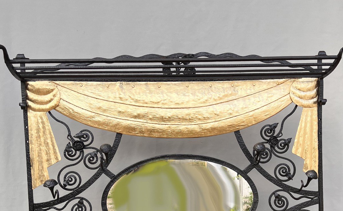 Art Deco Dressing Room Forming A Console -photo-8