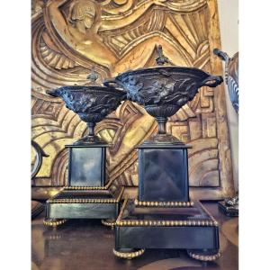 Pair Of Covered Cups In Patinated Bronze 19th Century