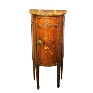 Petit meuble en demi-lune marqueté ep. fin XVIIIème
