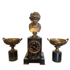 Garniture de Cheminée Barbedienne en marbre et bronze patiné XIXe